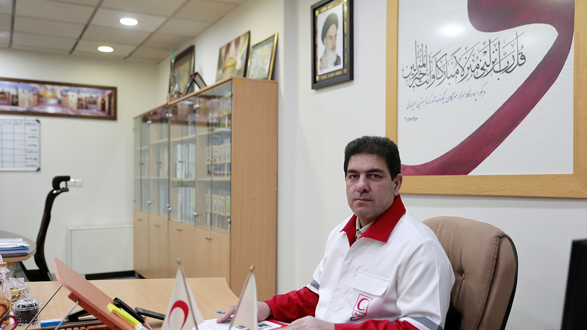  دکتر همتی مطرح کرد:  اقدام جمعیت هلال احمر برای تهیه واکسن با هماهنگی فدراسیون بین المللی صلیب سرخ
